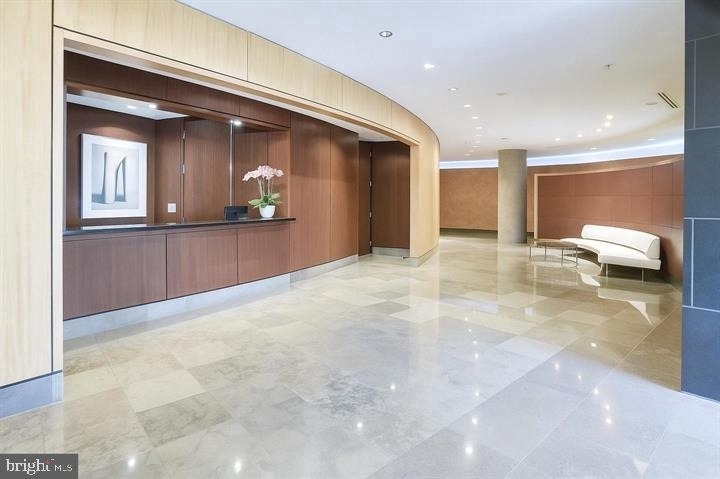 1010 Massachusetts Avenue Nw - Photo 6