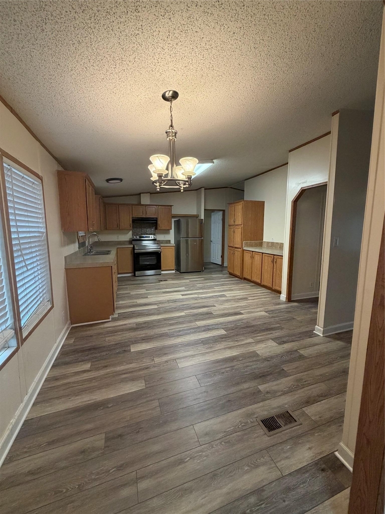 138 Maegan Ln - Photo 5