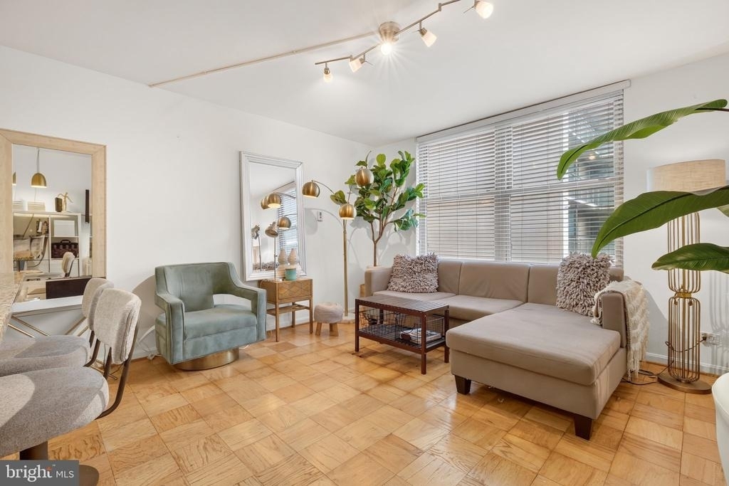 1260 21st Street Nw - Photo 3