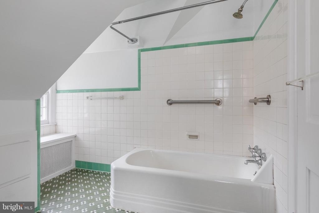 4215 Chesapeake Street Nw - Photo 25