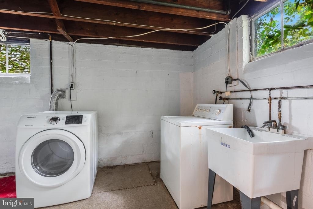 4215 Chesapeake Street Nw - Photo 30