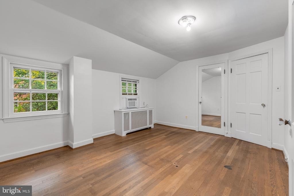 4215 Chesapeake Street Nw - Photo 21