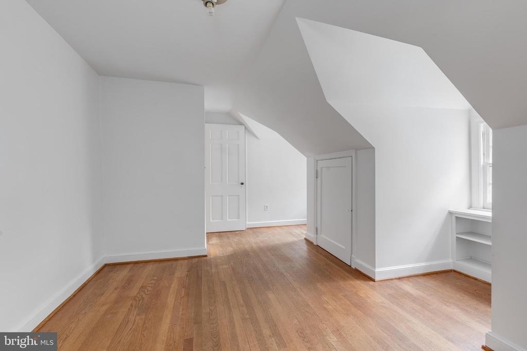 4215 Chesapeake Street Nw - Photo 24