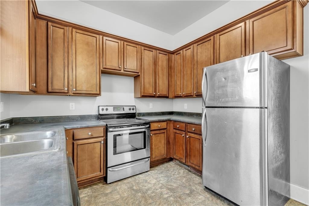 94 Lucy Street Se - Photo 7