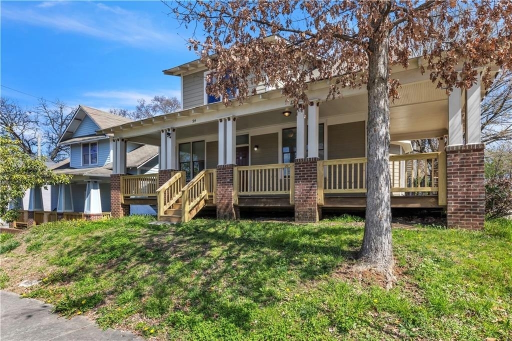 94 Lucy Street Se - Photo 0