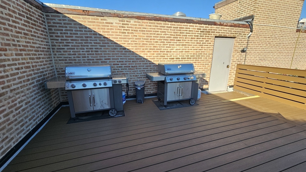 2250 N Lincoln Avenue - Photo 14