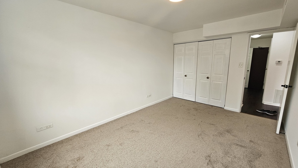 2250 N Lincoln Avenue - Photo 9
