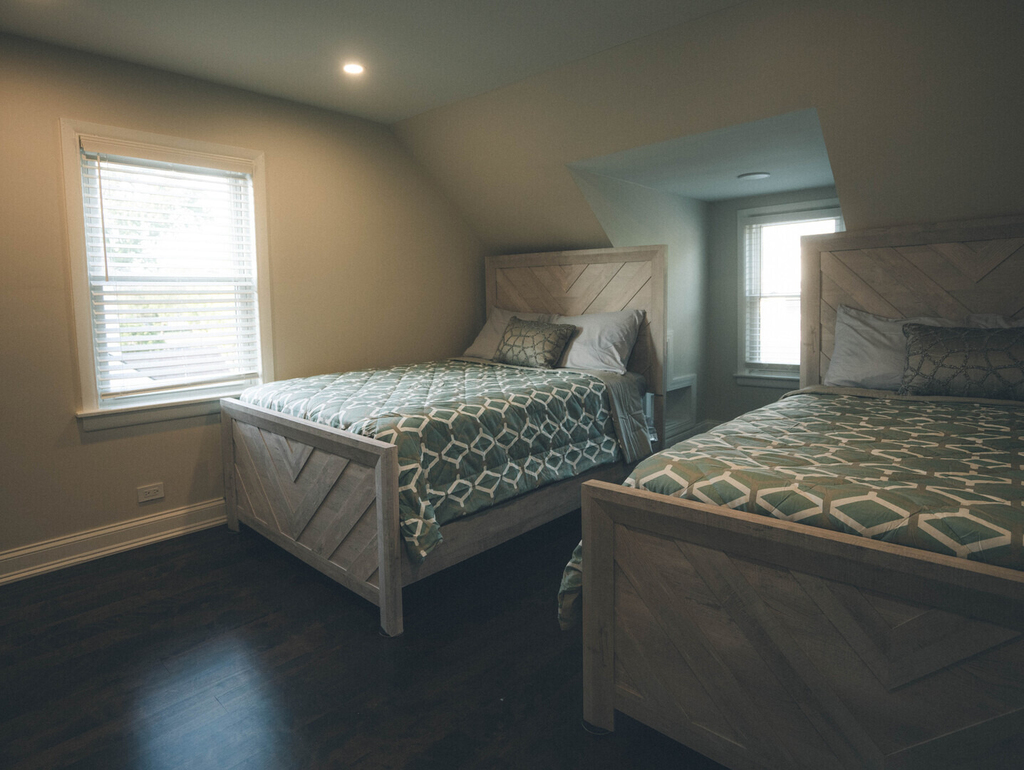274 N Berteau Avenue - Photo 8