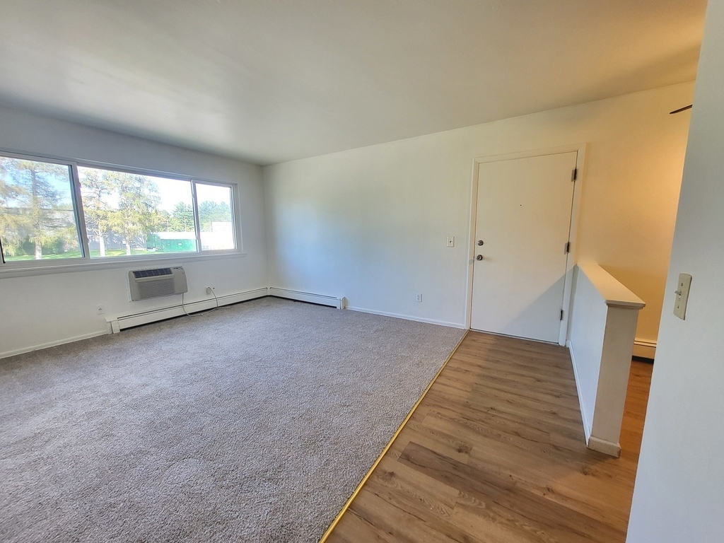 205 Marian Parkway - Photo 1