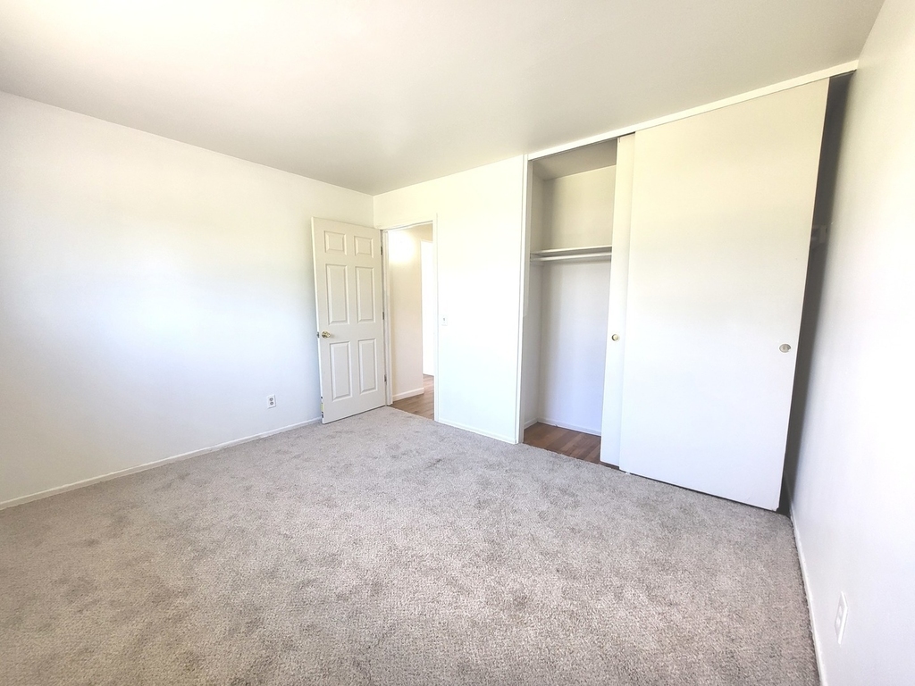 205 Marian Parkway - Photo 6