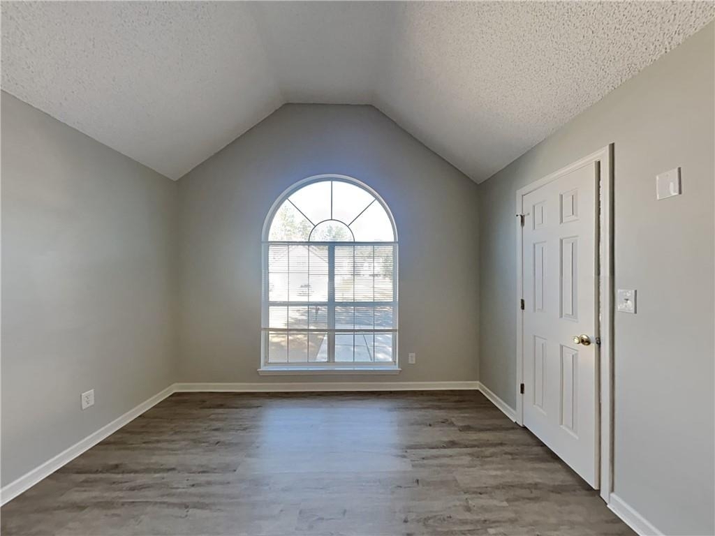 7010 Mahogany Drive - Photo 12