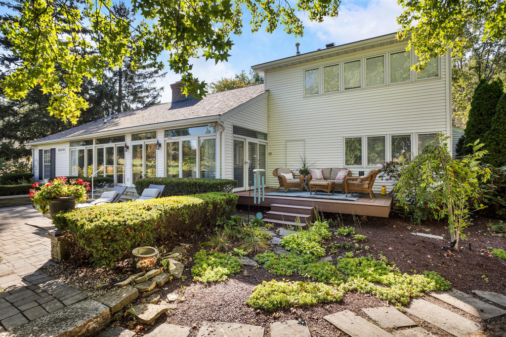 7 Greencroft Drive - Photo 31