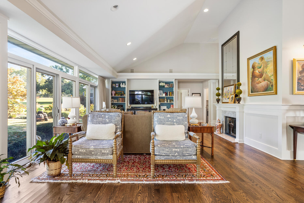 7 Greencroft Drive - Photo 6