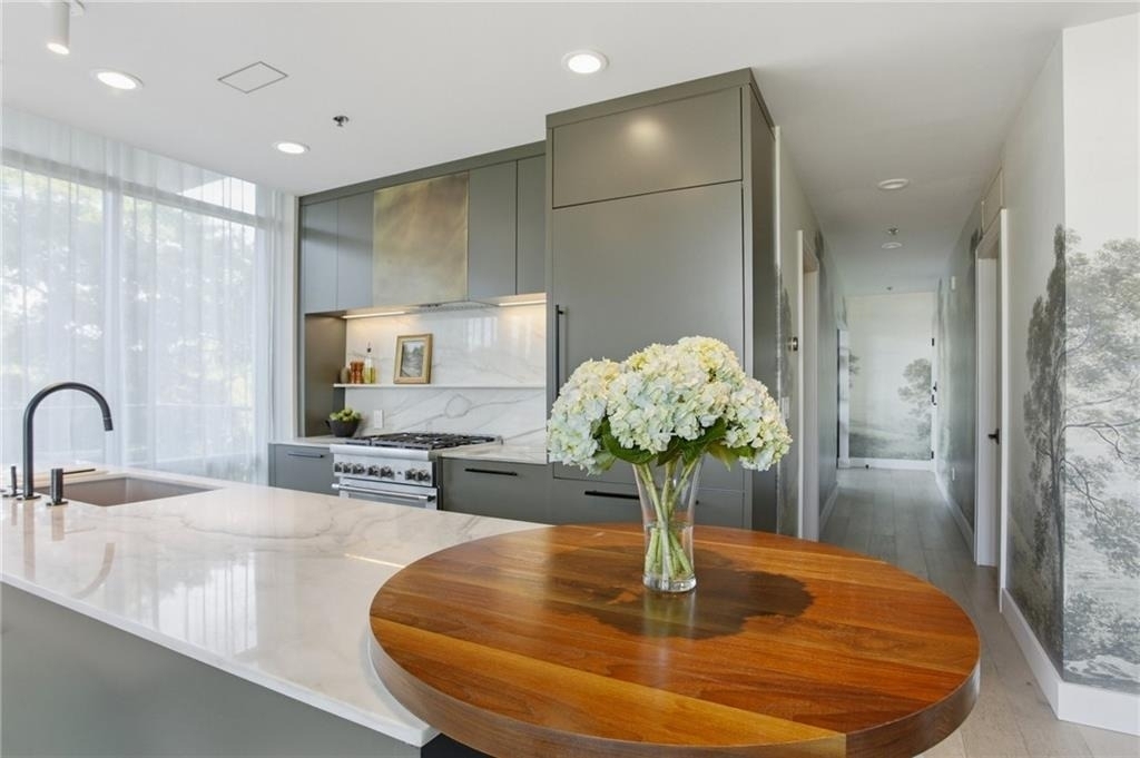 905 Juniper Street Ne - Photo 4