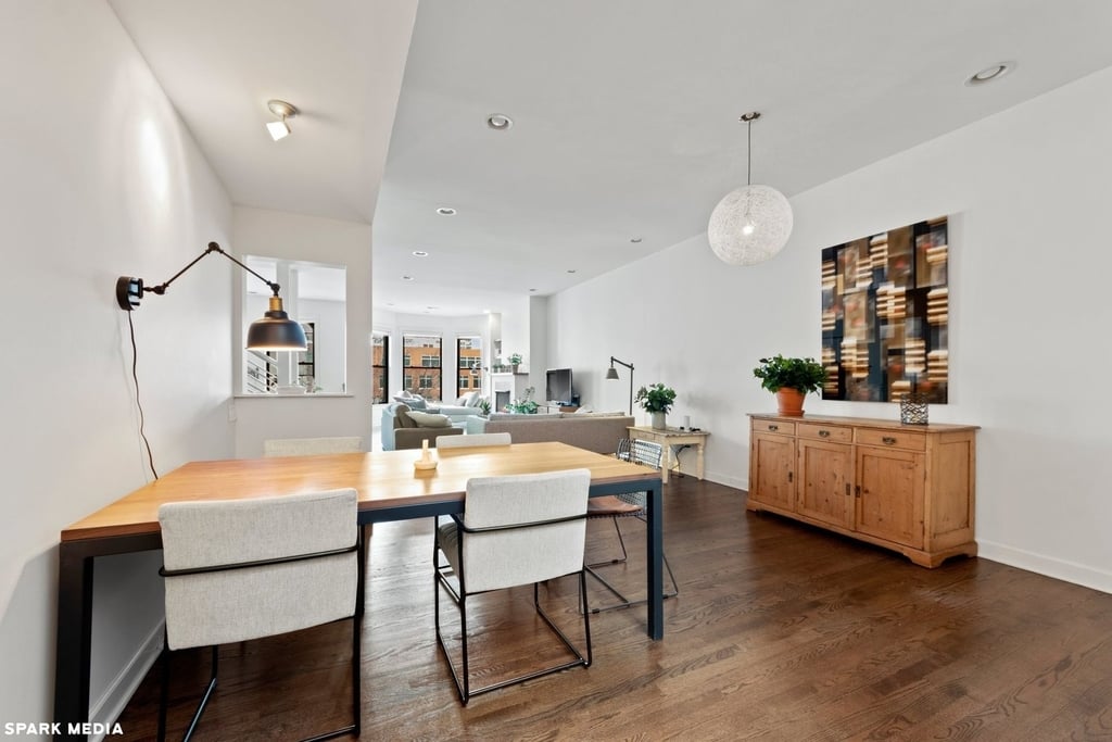 353 W Chicago Avenue - Photo 5