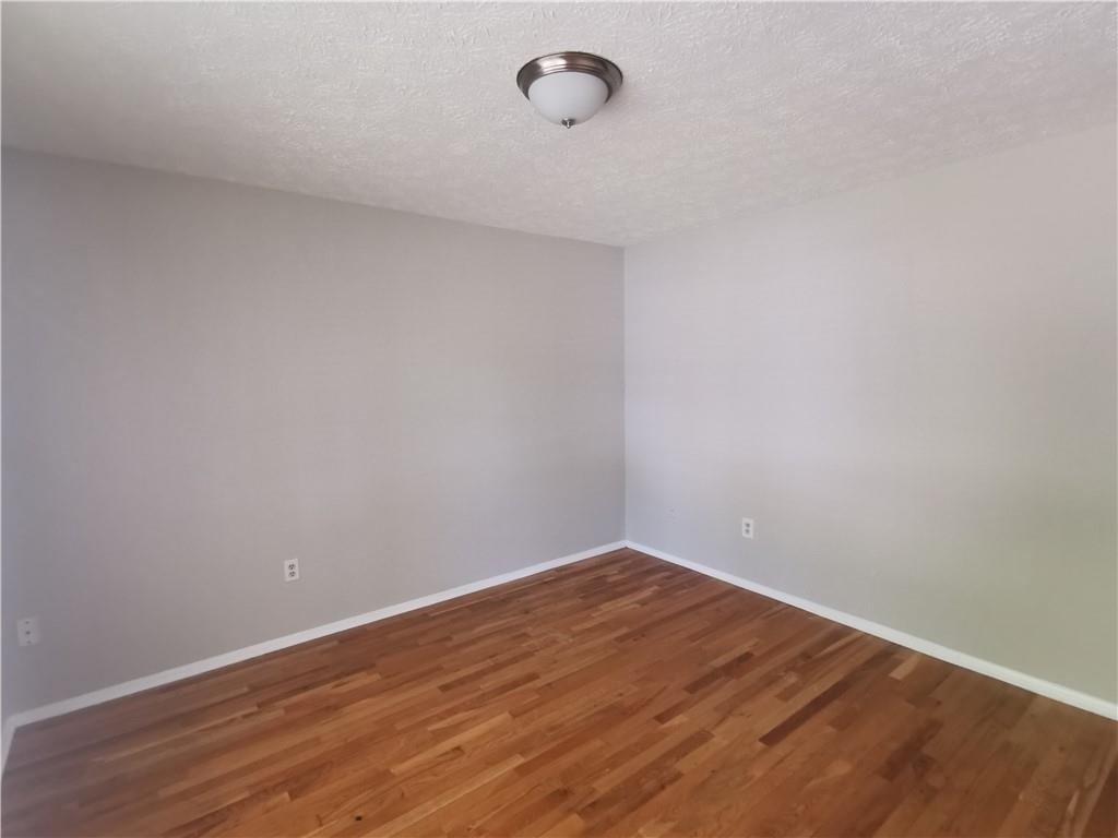 250 Sheringham Drive - Photo 15