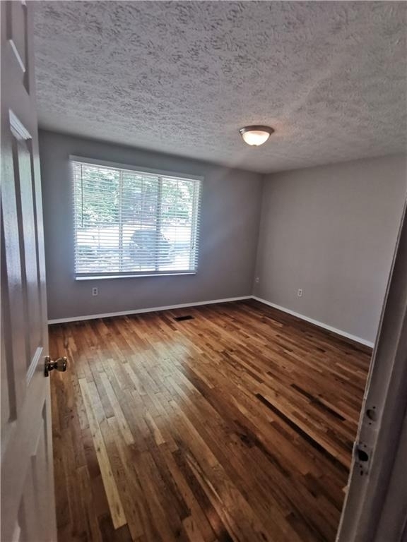 250 Sheringham Drive - Photo 18