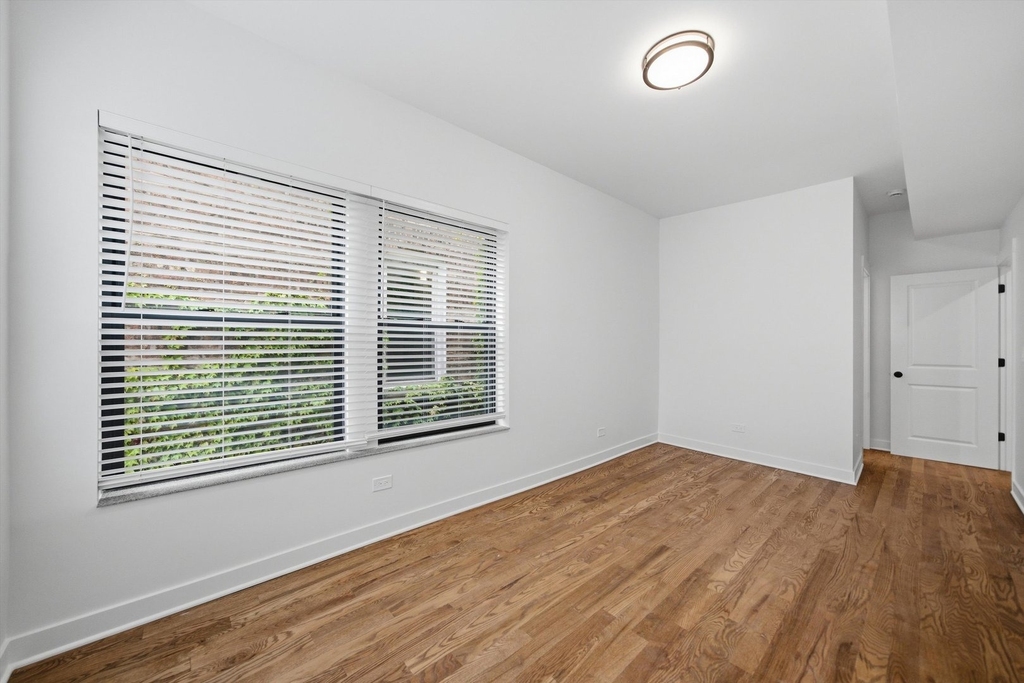 1431 W Howard Street - Photo 11