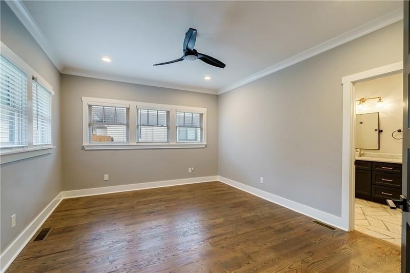 349 Altoona Place - Photo 16