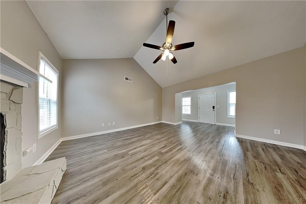 1550 Twin Manor Drive - Photo 2