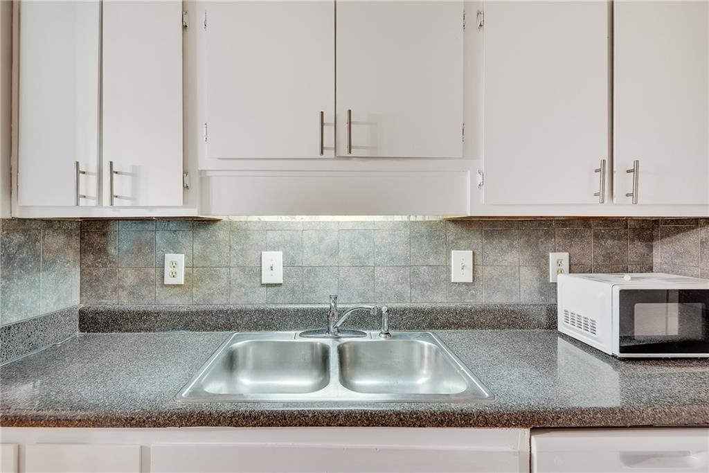 1516 Wingate Way - Photo 7