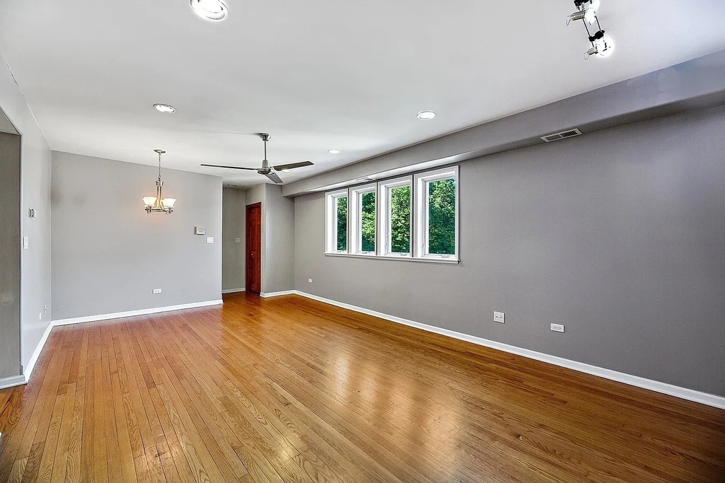 125 Callan Avenue - Photo 4