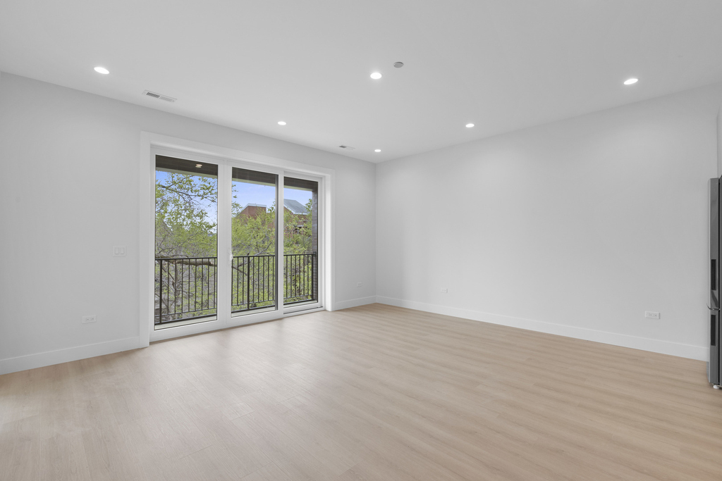904 W Dakin Street - Photo 11