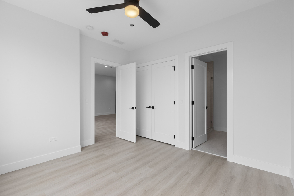 904 W Dakin Street - Photo 14