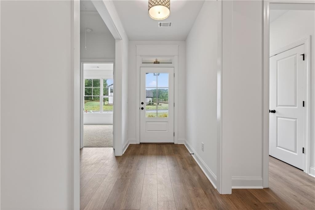 69 Stanley Drive - Photo 2