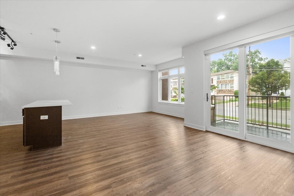 500 N Northwest Highway - Photo 3
