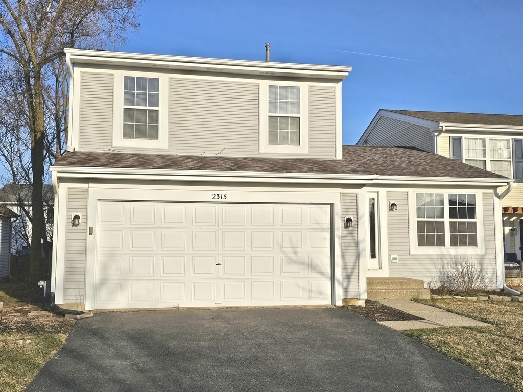 2315 N Meadows Lane - Photo 0