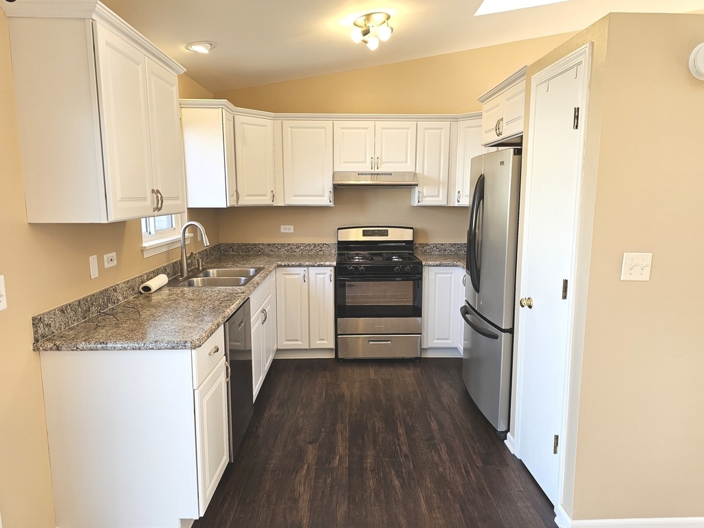 2315 N Meadows Lane - Photo 6