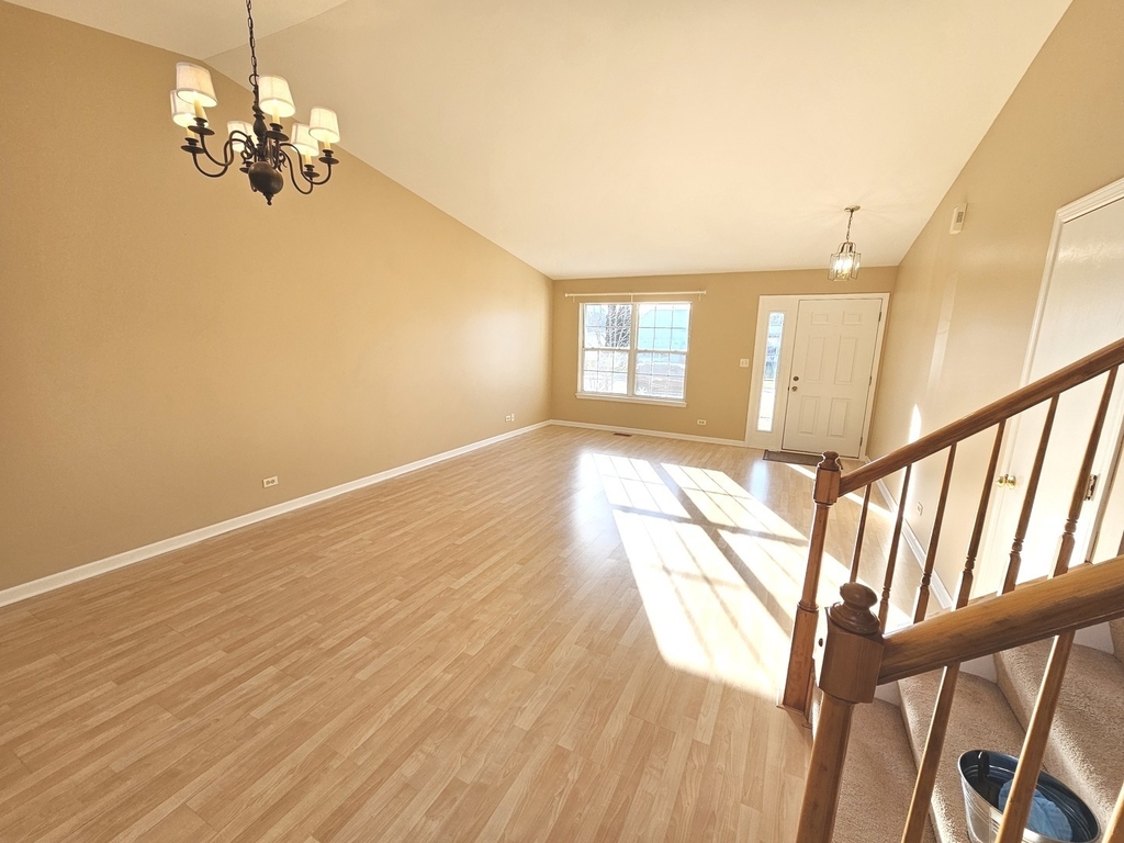 2315 N Meadows Lane - Photo 4