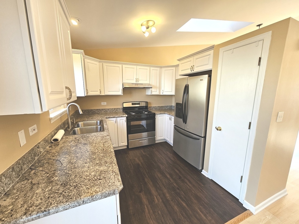 2315 N Meadows Lane - Photo 7