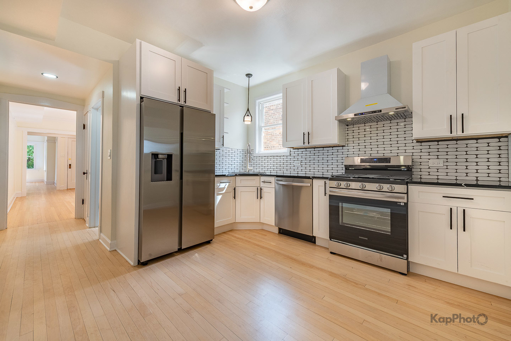 3818 N Kimball Avenue - Photo 8