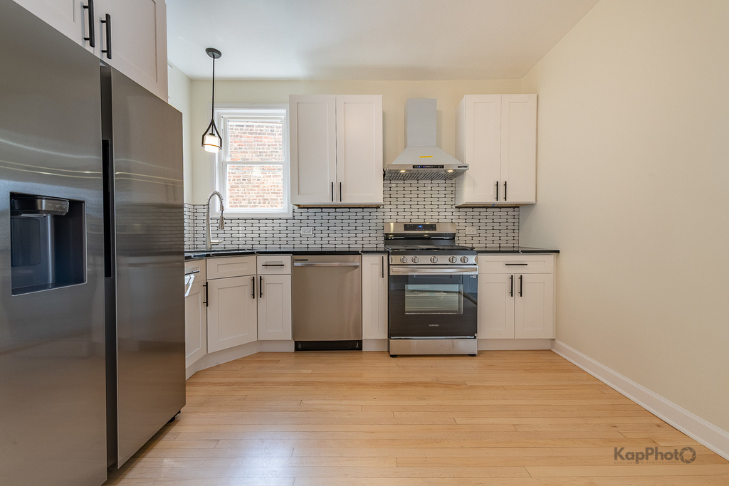 3818 N Kimball Avenue - Photo 9