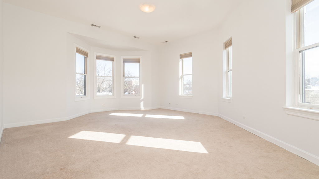 845 W Altgeld Street - Photo 14