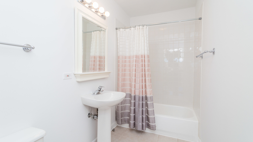 845 W Altgeld Street - Photo 24