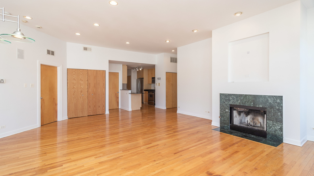 845 W Altgeld Street - Photo 9