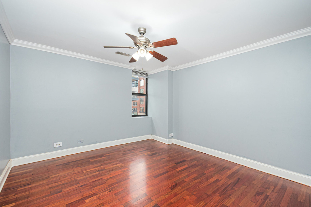 747 N Sedgwick Street - Photo 10