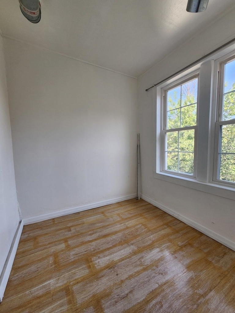 2646 W Cullerton Street - Photo 2
