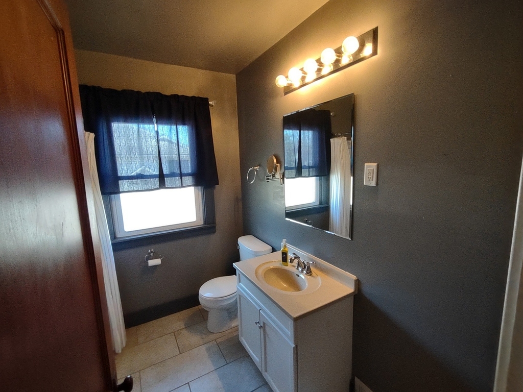 912 Douglas Street - Photo 8
