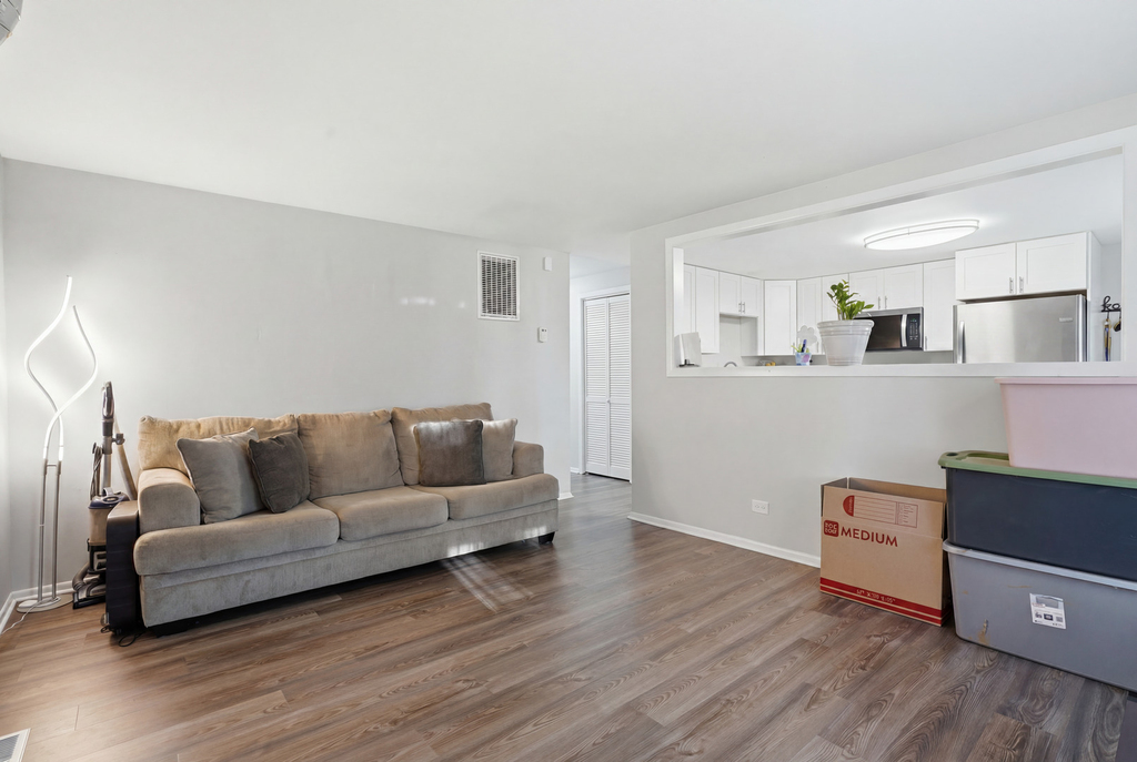125 Bellevue Drive - Photo 3