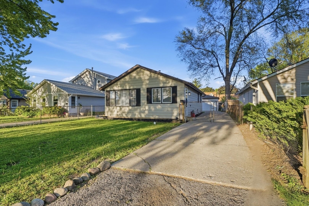 125 Bellevue Drive - Photo 1