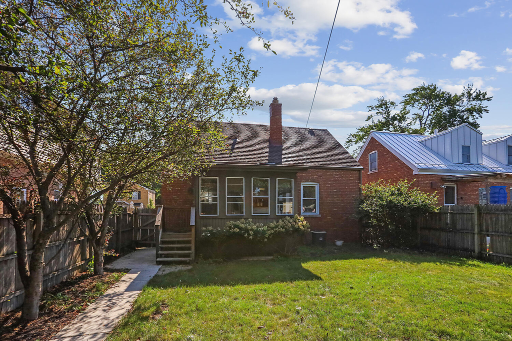 10250 S Turner Avenue - Photo 1