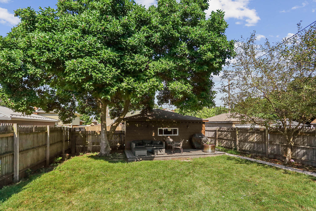 10250 S Turner Avenue - Photo 2