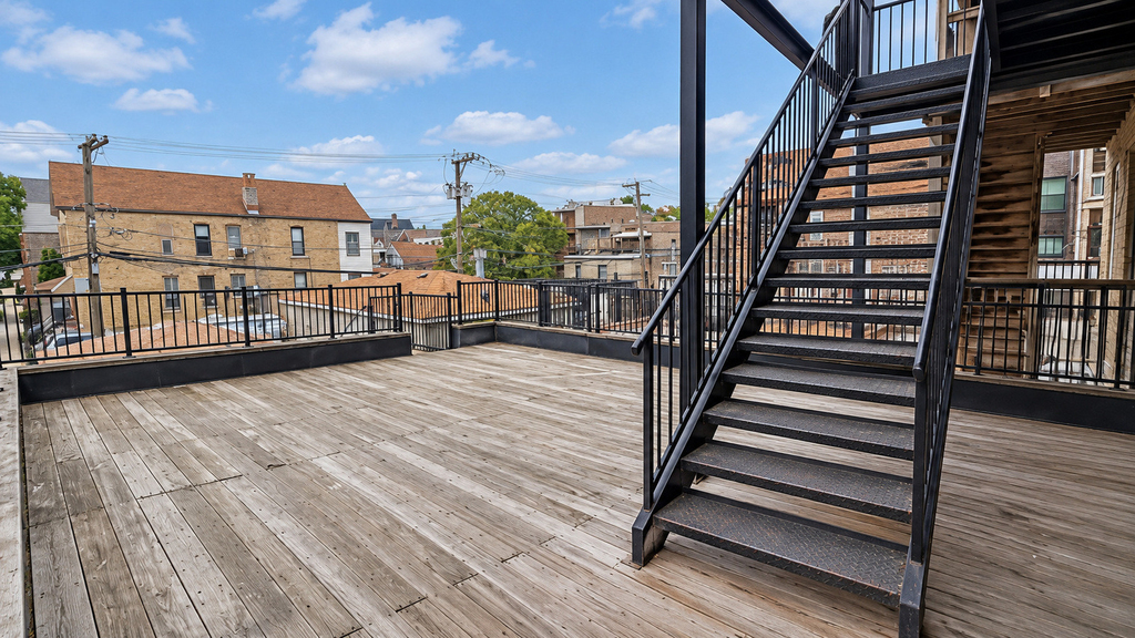 2024 S Ashland Avenue - Photo 10