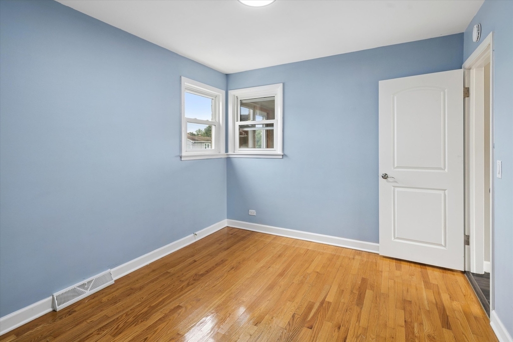 6122 W Leland Avenue - Photo 12