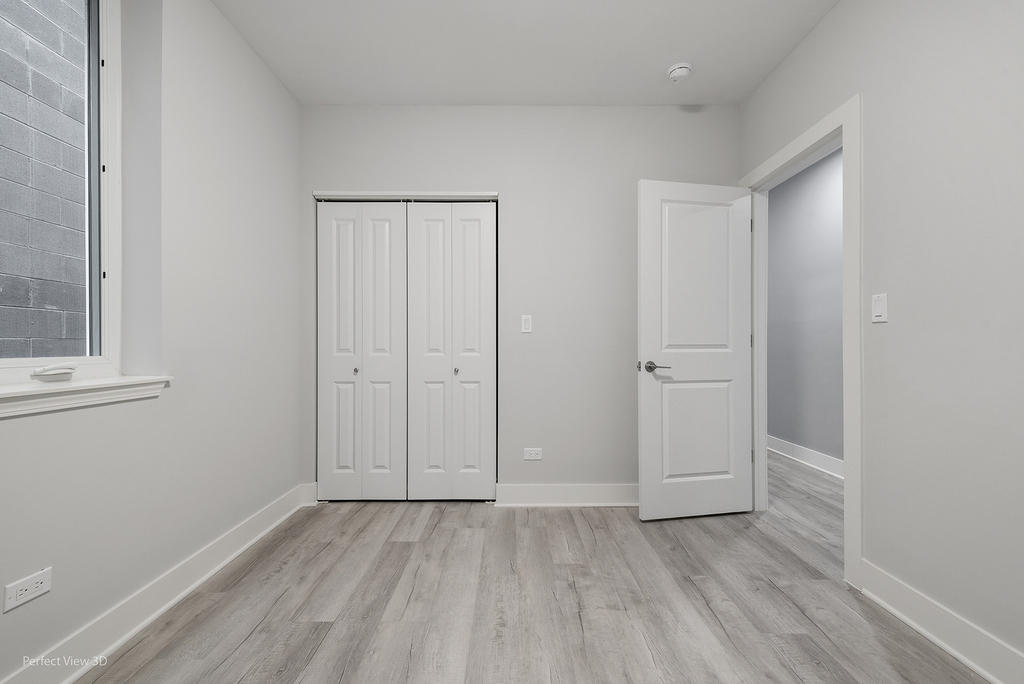 1241 S Fairfield Avenue - Photo 11