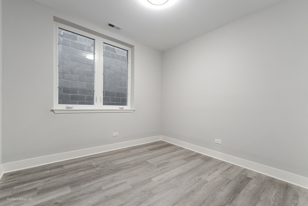 1241 S Fairfield Avenue - Photo 8